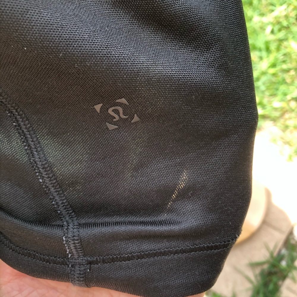 Lululemon reversible Concurrent LS - Picture 2 of 6